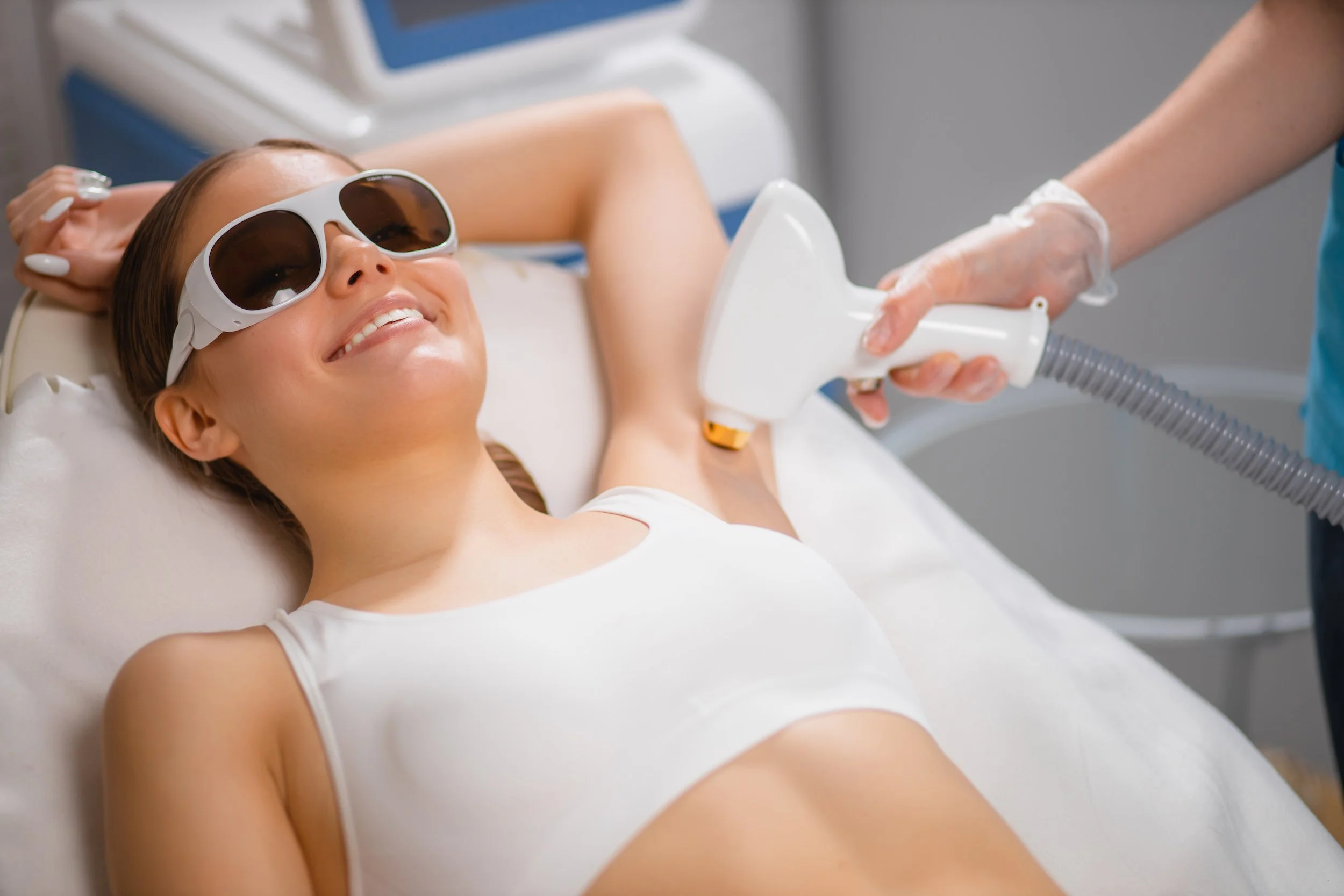 Hair Laser Premium　ヘアーレーザープレミアム Laser Hair Removal - Full Body Package (6 Sessions) — ZZ Med Spa